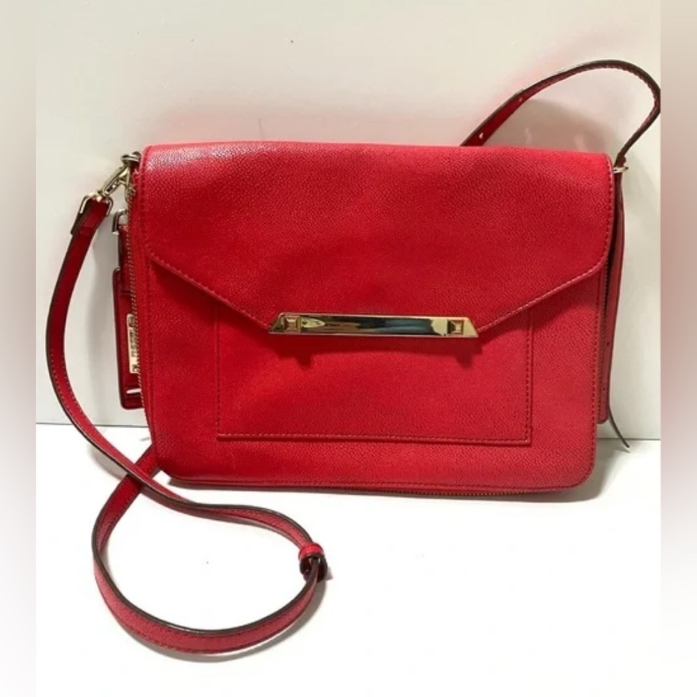 Stella & Dot Tia Poppy Red Crossbody Bag Pebbled,Gold-tone Hardware & FREE GIFT!